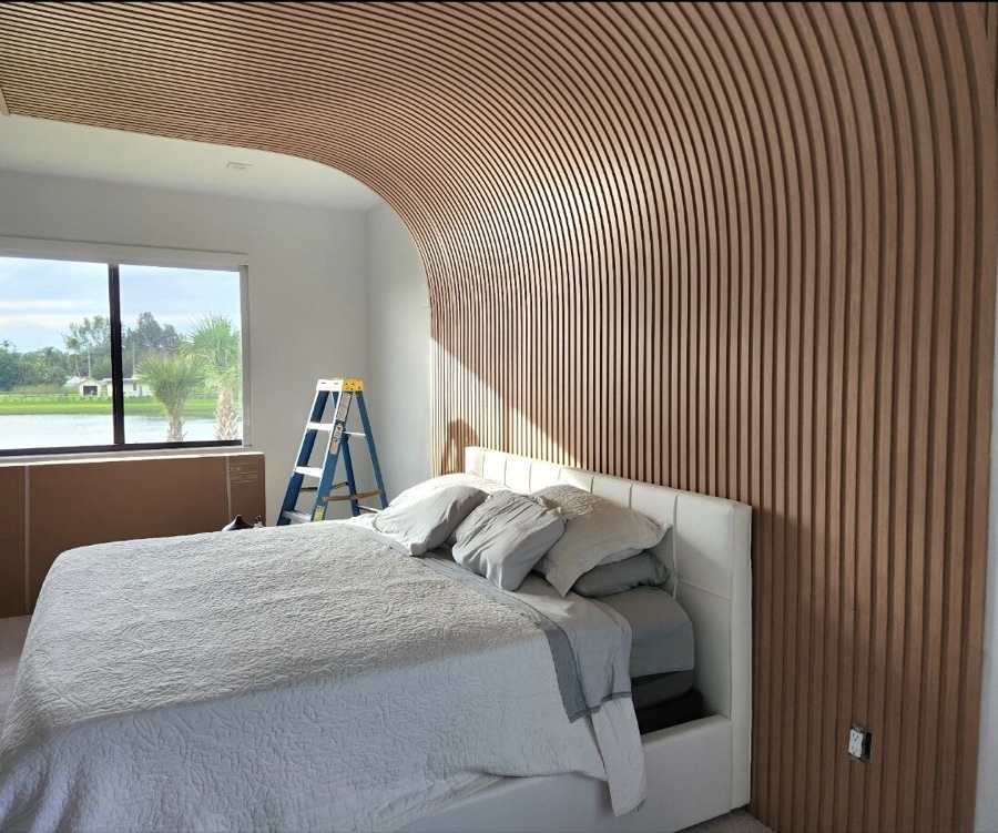 Room with BTO slatted panels